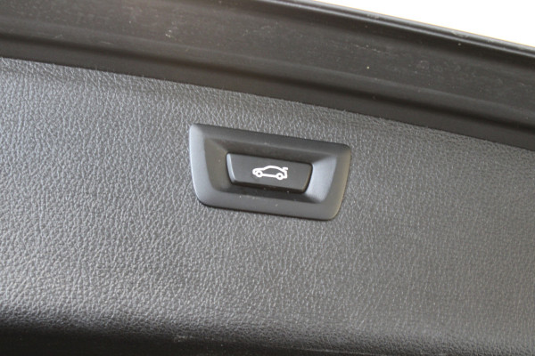BMW 3 Serie Touring 320i Corporate Lease High Executive