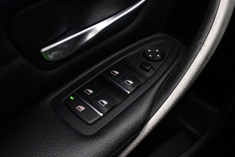 BMW 3 Serie Touring 320i Corporate Lease High Executive