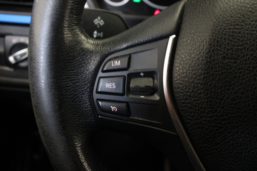 BMW 3 Serie Touring 320i Corporate Lease High Executive
