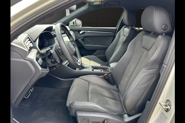 Audi Q3 Sportback 45 TFSI e S-LINE ** LED, VIRTUAL, ACC, OPTIK SCHWARZ, KEYLESS, 19-inch LMV ** 1e EIG - UNFALLFREI ** ** INFORMEER OOK NAAR ONZE AANTREKKELIJKE FINANCIAL-LEASE TARIEVEN **