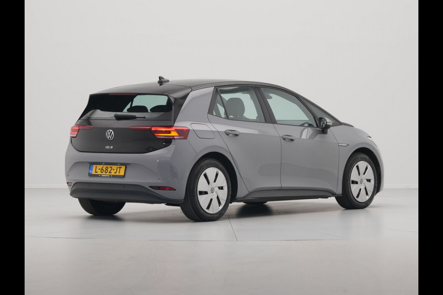 Volkswagen ID.3 Life 58 kWh Navigatie Pdc Acc Carplay Stoel en stuurverwarming 120
