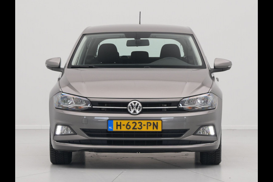 Volkswagen Polo 1.0 TSI 115pk DSG Highline Navigatie Camera Trekhaak Acc Clima Carplay 147