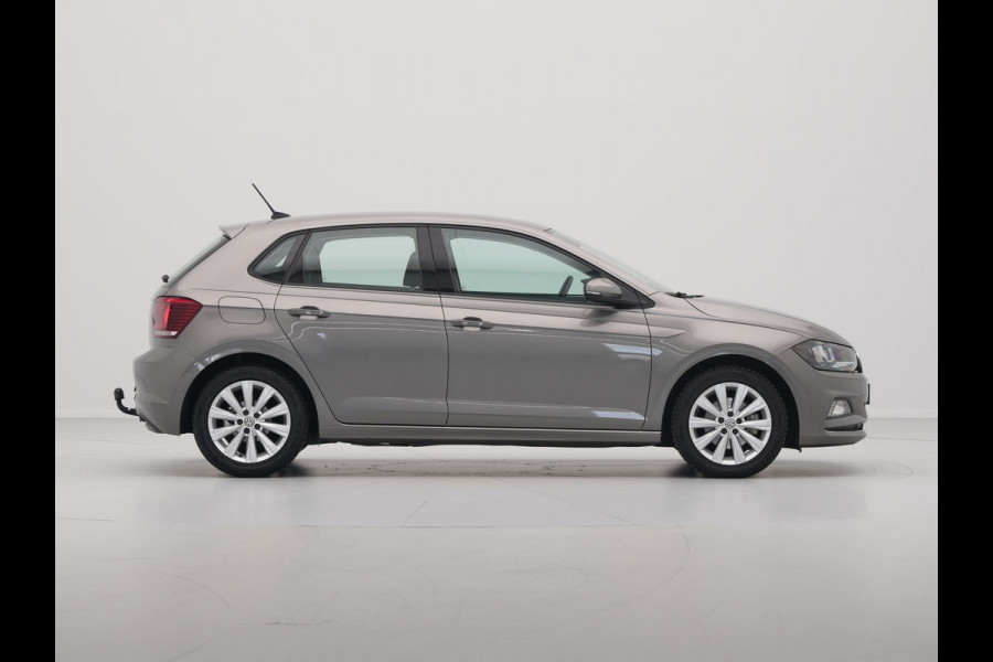 Volkswagen Polo 1.0 TSI 115pk DSG Highline Navigatie Camera Trekhaak Acc Clima Carplay 147