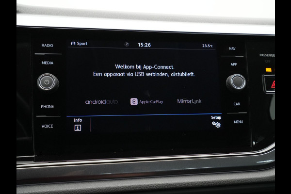 Volkswagen Polo 1.0 TSI 115pk DSG Highline Navigatie Camera Trekhaak Acc Clima Carplay 147