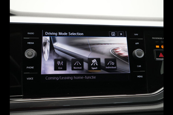 Volkswagen Polo 1.0 TSI 115pk DSG Highline Navigatie Camera Trekhaak Acc Clima Carplay 147