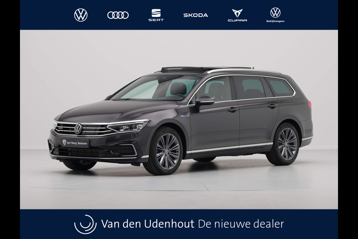 Volkswagen Passat Variant 1.4 TSI 218pk PHEV GTE Business Panorama Camera Stoelverwarming 18'' Lm Velgen 139