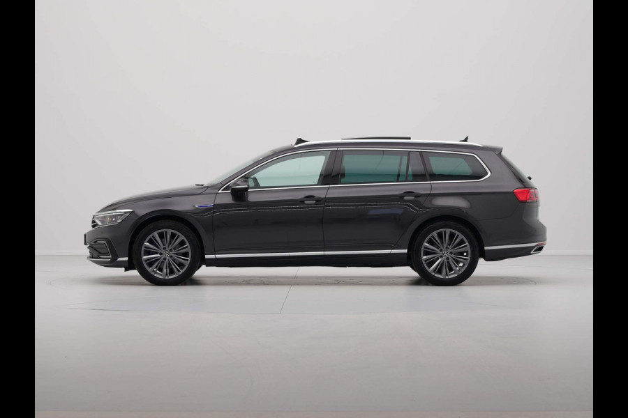Volkswagen Passat Variant 1.4 TSI 218pk PHEV GTE Business Panorama Camera Stoelverwarming 18'' Lm Velgen 139