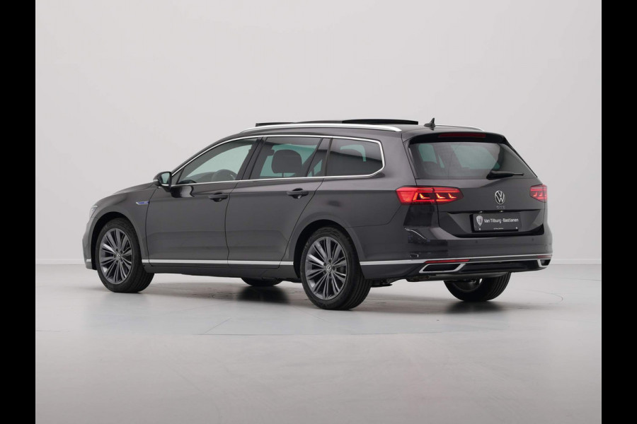 Volkswagen Passat Variant 1.4 TSI 218pk PHEV GTE Business Panorama Camera Stoelverwarming 18'' Lm Velgen 139