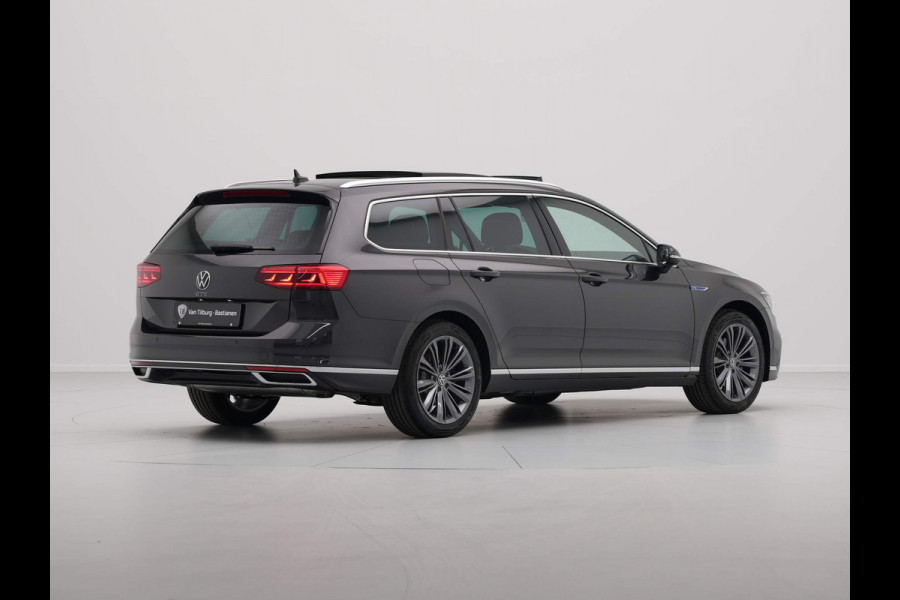Volkswagen Passat Variant 1.4 TSI 218pk PHEV GTE Business Panorama Camera Stoelverwarming 18'' Lm Velgen 139