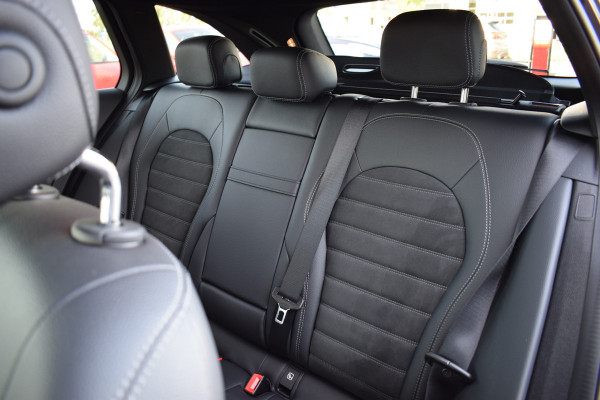 Mercedes-Benz C-Klasse Estate 300 e Business Solution AMG Limited | AMG | Trekhaak | Half Leer | Stoelverw. | Virtual