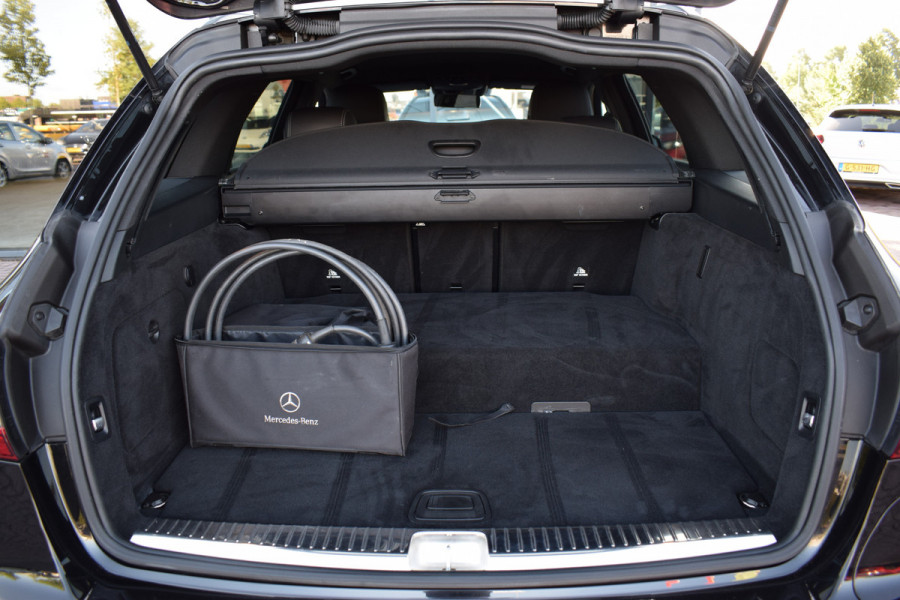 Mercedes-Benz C-Klasse Estate 300 e Business Solution AMG Limited | AMG | Trekhaak | Half Leer | Stoelverw. | Virtual
