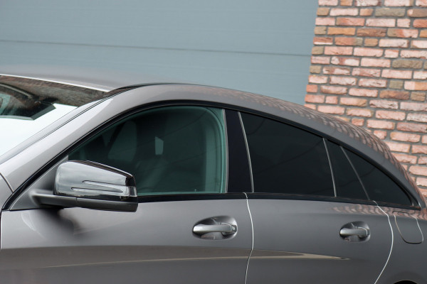 Mercedes-Benz CLA-Klasse Shooting Brake 200 AMG Line Aut7 | Nightpakket | Trekhaak | Camera | Apple Carplay/Android Auto | Stoelverwarming |