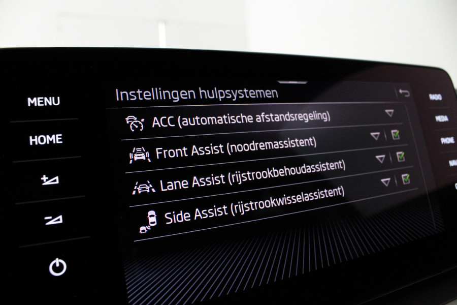 Škoda Kamiq 1.0 TGI Business Edition > CNG/Camera/Adapt.cruise/LED...