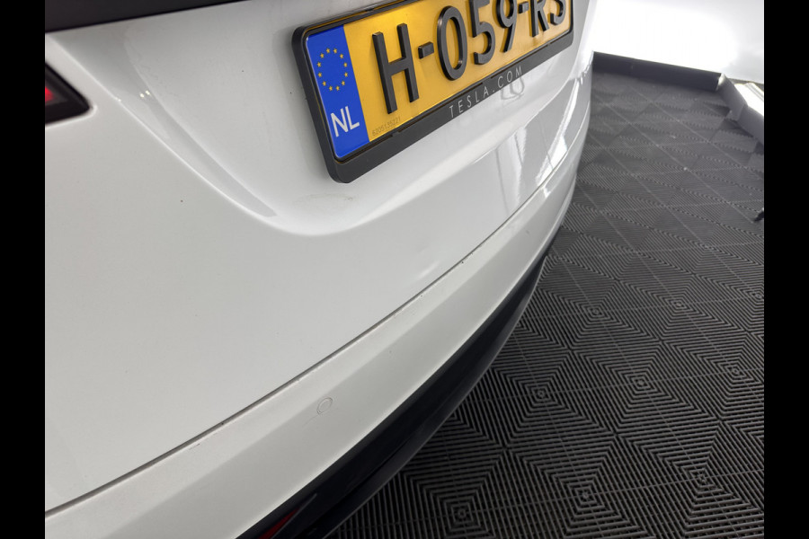 Tesla Model X Long Range [ 7-Pers. ] Aut. *PANO-WINDOW | AUTO-PILOT | LUXURY-LEATHER | TOP-VIEW | NAVI-FULLMAP | FULL-LED | AIR-SUSPENSION | DIGI-COCKPIT | KEYLESS | CAMERA | DAB+ | HEATED-COMFORTSEATS | 22''ALU*