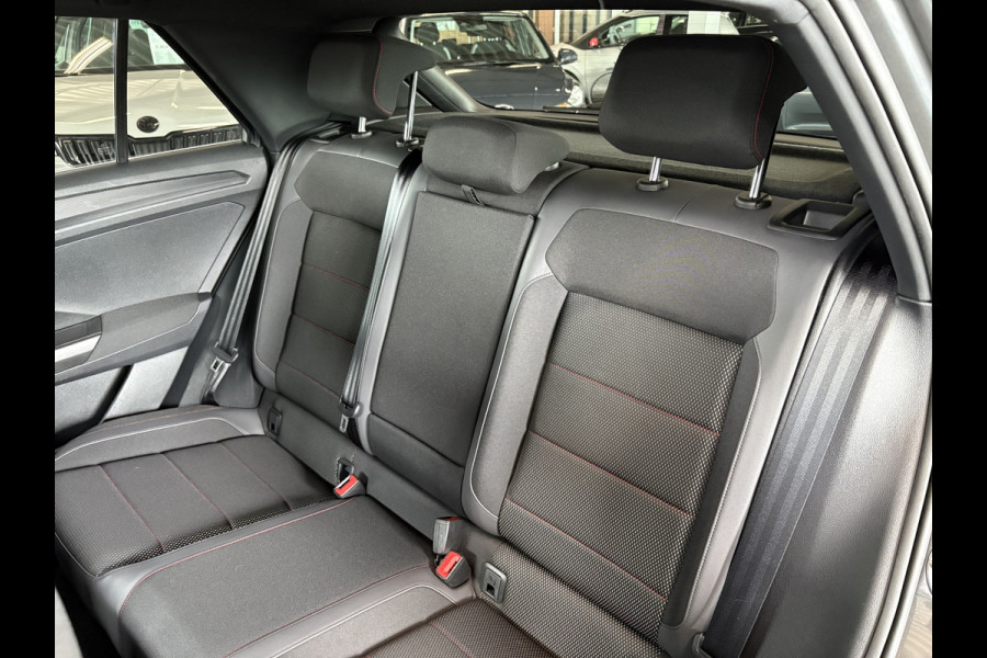 Volkswagen T-Roc 1.5 TSi 150PK DSG Sport Business R-Line CAMERA/NAVI/ADAPT.CRUISE/PDC/19INCH/AFN.TREKHAAK