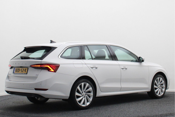 Škoda Octavia Combi 1.4 TSI iV PHEV Sportline Business LED, Head-Up, Apple Carplay, Memory, Keyless, ACC, Afn. Trekhaak, 18"