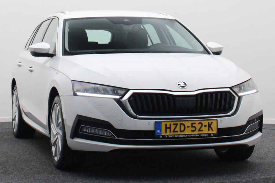 Škoda Octavia Combi 1.4 TSI iV PHEV Sportline Business LED, Head-Up, Apple Carplay, Memory, Keyless, ACC, Afn. Trekhaak, 18"
