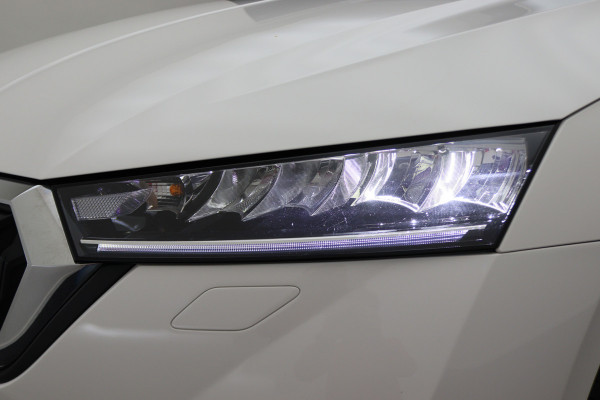 Škoda Octavia Combi 1.4 TSI iV PHEV Sportline Business LED, Head-Up, Apple Carplay, Memory, Keyless, ACC, Afn. Trekhaak, 18"