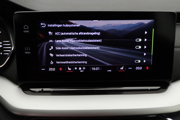 Škoda Octavia Combi 1.4 TSI iV PHEV Sportline Business LED, Head-Up, Apple Carplay, Memory, Keyless, ACC, Afn. Trekhaak, 18"