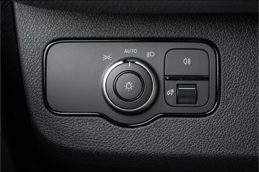 Mercedes-Benz Sprinter 319 CDI L2H2 -2x schuifdeur-LED-3500kg haak