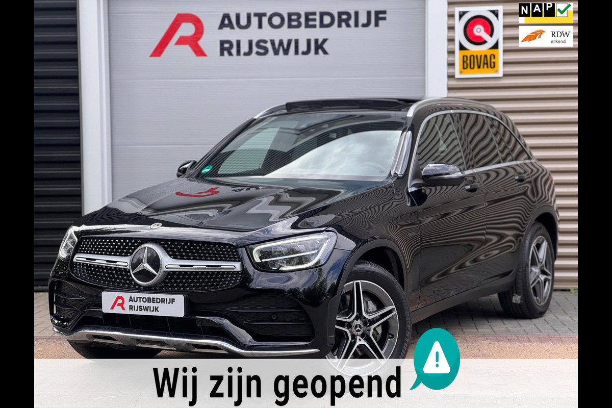 Mercedes-Benz GLC 300e AMG 4MATIC Pano/Camera/Keyless/Sfeer Mercedes-Benz GLC 300e AMG 4MATIC Pano/Camera/Keyless/Sfeer