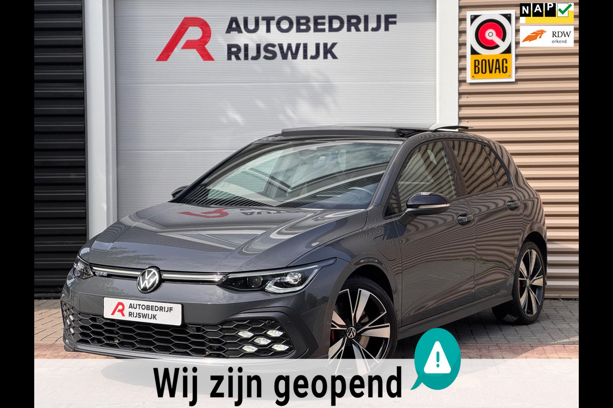 Volkswagen Golf 1.4 eHybrid GTE Pano/Matrix/HuD/Camera Volkswagen Golf 1.4 eHybrid GTE Pano/Matrix/HuD/Camera