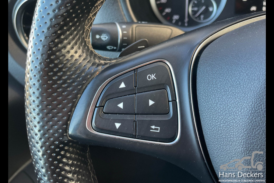 Mercedes-Benz Vito 114 Lang Automaat Distronic Airco Navigatie Adaptieve cruise control Stoelverwarming