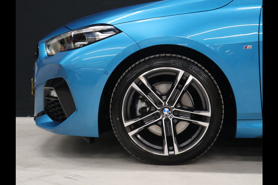 BMW 2 Serie Gran Coupé 218i M Sport [SCHUIFKANTELDAK, CAMERA, PDC V+A, ADAPTIVE CRUISE CONTROL, APPLE CARPLAY, ANDROID, SFEERVERLICHTING, NAVIGATIE, NIEUWSTAAT]
