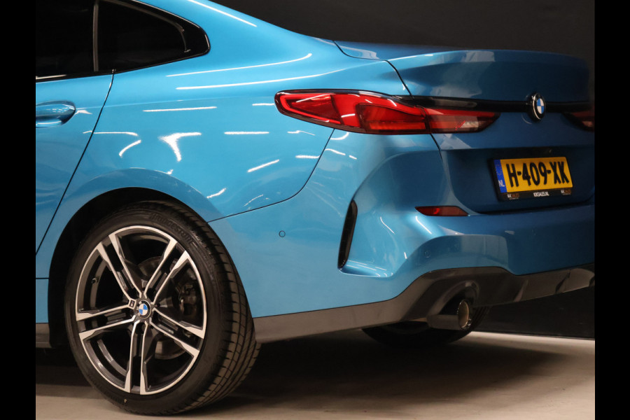 BMW 2 Serie Gran Coupé 218i M Sport [SCHUIFKANTELDAK, CAMERA, PDC V+A, ADAPTIVE CRUISE CONTROL, APPLE CARPLAY, ANDROID, SFEERVERLICHTING, NAVIGATIE, NIEUWSTAAT]