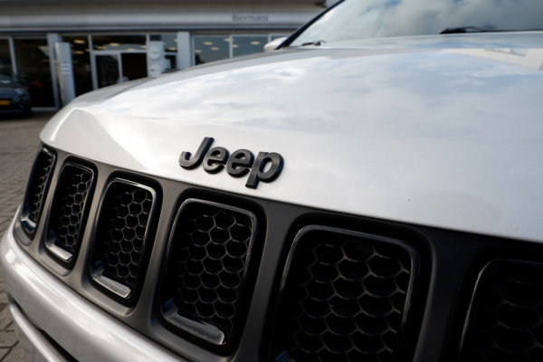 Jeep Compass 1.3T NightEagle L.Edition Autom 150PK / Trekhaak / INCL. 12 maan