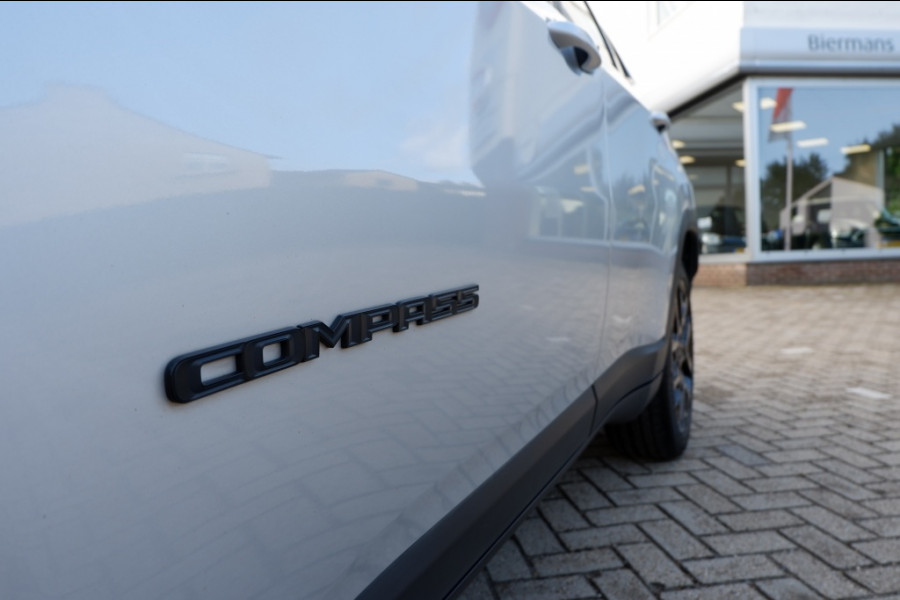 Jeep Compass 1.3T NightEagle L.Edition Autom 150PK / Trekhaak / INCL. 12 maan