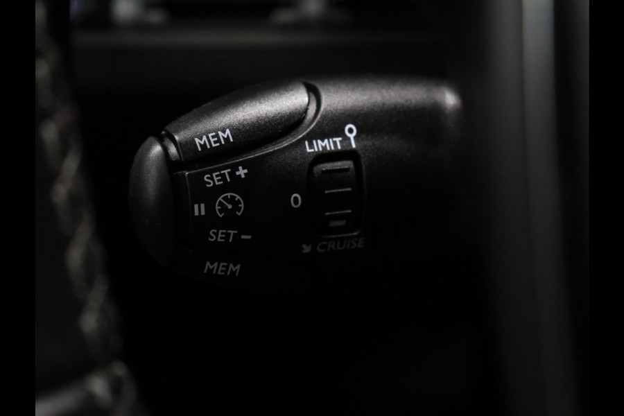 Peugeot 5008 1.2 PureTech Active [APPLE CARPLAY, ANDROID AUTO, PDC ACHTER, CRUISE CONTROL, NAVIGATIE, AIRCONDITIONING, NIEUWSTAAT]