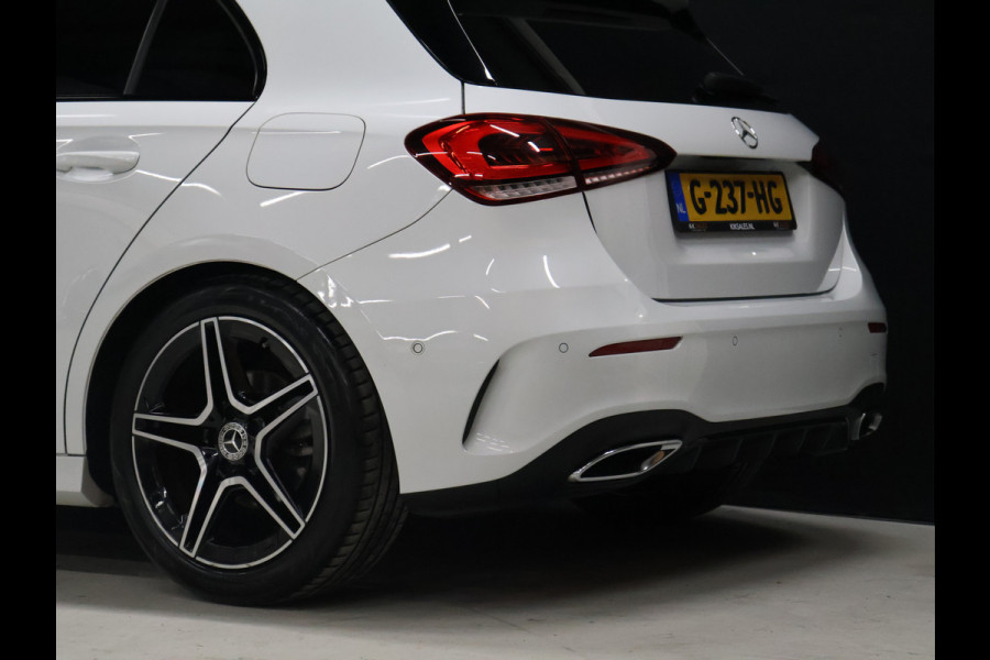 Mercedes-Benz A-Klasse 160 AMG Sport [SCHUIFKANTELDAK, CAMERA, PDC V+A, APPLE CARPLAY, ANDROID AUTO, CRUISE CONTROL, NAVIGATIE, AIRCONDITIONING, AMG PAKKET, NIEUWSTAAT]
