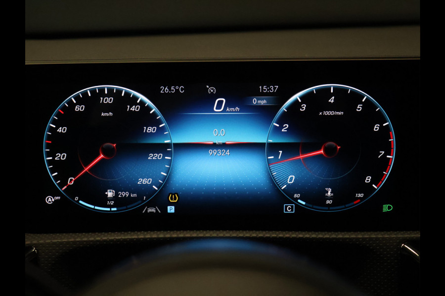 Mercedes-Benz A-Klasse 160 AMG Sport [SCHUIFKANTELDAK, CAMERA, PDC V+A, APPLE CARPLAY, ANDROID AUTO, CRUISE CONTROL, NAVIGATIE, AIRCONDITIONING, AMG PAKKET, NIEUWSTAAT]