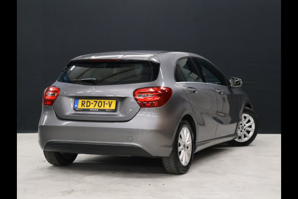 Mercedes-Benz A-Klasse 180 Business Solution [CAMERA, PDC ACHTER, CRUISE CONTROL, BLUETOOTH, AMG STOELEN, NAVIGATIE, AIRCONDITIONING, LED, NIEUWSTAAT]