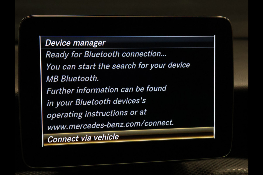 Mercedes-Benz A-Klasse 180 Business Solution [CAMERA, PDC ACHTER, CRUISE CONTROL, BLUETOOTH, AMG STOELEN, NAVIGATIE, AIRCONDITIONING, LED, NIEUWSTAAT]