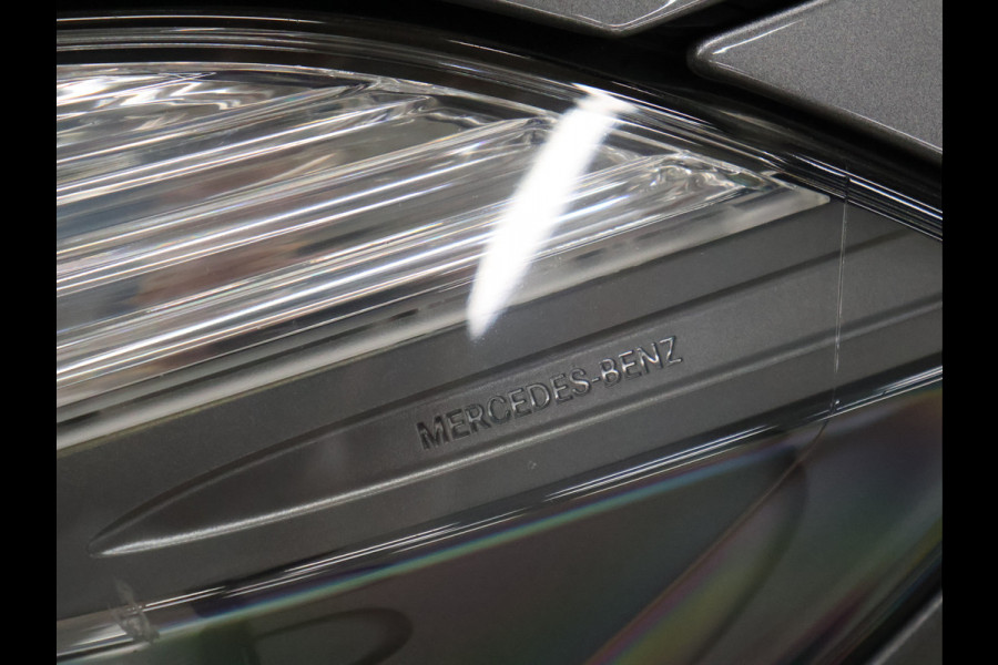 Mercedes-Benz A-Klasse 180 Business Solution [CAMERA, PDC ACHTER, CRUISE CONTROL, BLUETOOTH, AMG STOELEN, NAVIGATIE, AIRCONDITIONING, LED, NIEUWSTAAT]