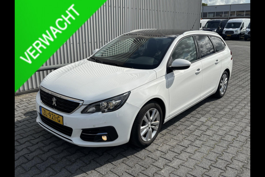 Peugeot 308 SW 1.2 PureTech Blue*ECC*CRUISE*NAVI*PANO*HAAK*