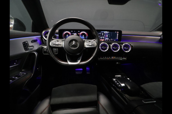 Mercedes-Benz CLA-Klasse Shooting Brake 250 e Business Solution AMG Limited [SCHUIFKANTELDAK, MEMORY SEATS, CAMERA, PDC V+A, CRUISE CONTROL, SFEERVERLICHTING, STOELVERWARMING, BLUETOOTH, NAVIGATIE, AIRCO, AMG PAKKET, NIEUWSTAAT]