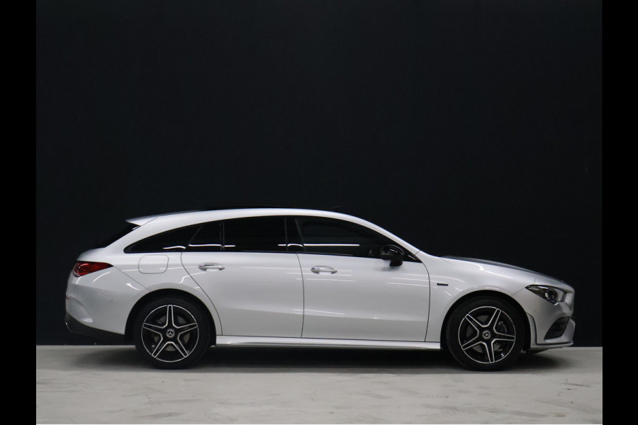 Mercedes-Benz CLA-Klasse Shooting Brake 250 e Business Solution AMG Limited [SCHUIFKANTELDAK, MEMORY SEATS, CAMERA, PDC V+A, CRUISE CONTROL, SFEERVERLICHTING, STOELVERWARMING, BLUETOOTH, NAVIGATIE, AIRCO, AMG PAKKET, NIEUWSTAAT]
