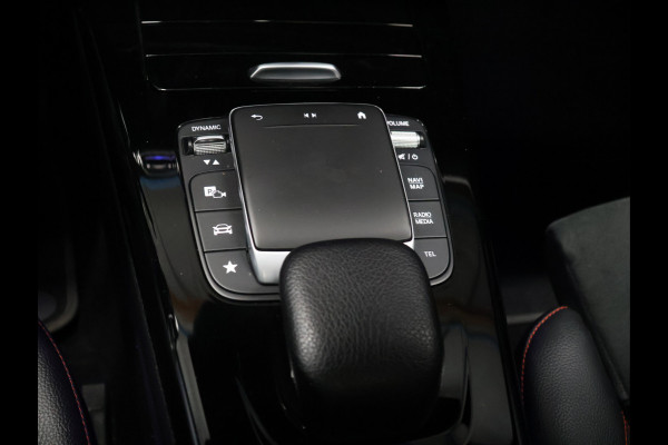 Mercedes-Benz CLA-Klasse Shooting Brake 250 e Business Solution AMG Limited [SCHUIFKANTELDAK, MEMORY SEATS, CAMERA, PDC V+A, CRUISE CONTROL, SFEERVERLICHTING, STOELVERWARMING, BLUETOOTH, NAVIGATIE, AIRCO, AMG PAKKET, NIEUWSTAAT]