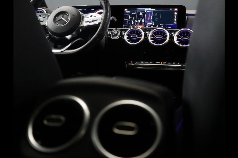 Mercedes-Benz CLA-Klasse Shooting Brake 250 e Business Solution AMG Limited [SCHUIFKANTELDAK, MEMORY SEATS, CAMERA, PDC V+A, CRUISE CONTROL, SFEERVERLICHTING, STOELVERWARMING, BLUETOOTH, NAVIGATIE, AIRCO, AMG PAKKET, NIEUWSTAAT]