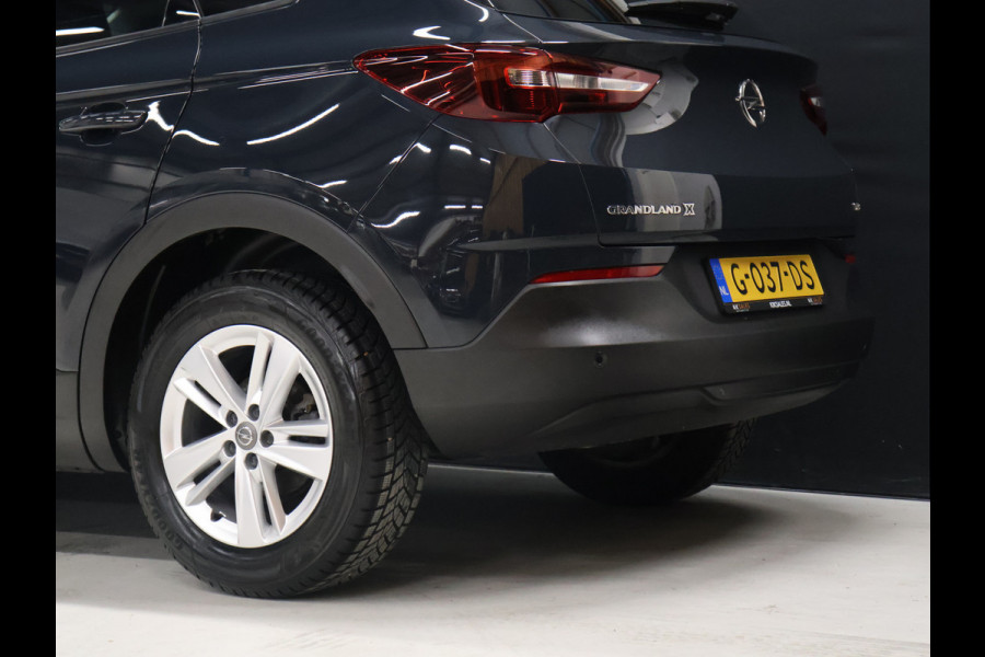 Opel Grandland X 1.2 Turbo Business Edition [APPLE CARPLAY, ANDROID AUTO, PDC V+A, CRUISE CONTROL, NAVIGATIE, AIRCONDITIONING, NIEUWSTAAT]