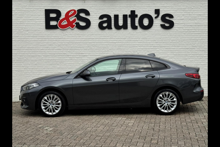 BMW 2 Serie Gran Coupé 218i Executive Adaptive cruise Climate control Keyless Navi Parkeersensoren Apple Carplay / Android Auto