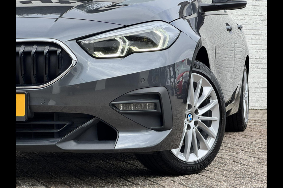 BMW 2 Serie Gran Coupé 218i Executive Adaptive cruise Climate control Keyless Navi Parkeersensoren Apple Carplay / Android Auto