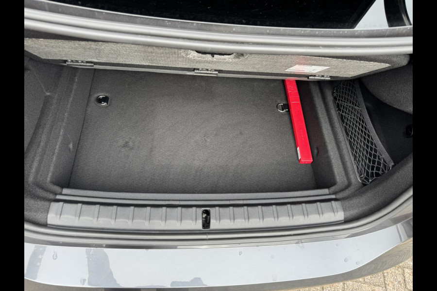 BMW 2 Serie Gran Coupé 218i Executive Adaptive cruise Climate control Keyless Navi Parkeersensoren Apple Carplay / Android Auto