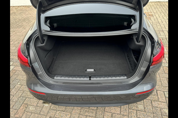 BMW 2 Serie Gran Coupé 218i Executive Adaptive cruise Climate control Keyless Navi Parkeersensoren Apple Carplay / Android Auto