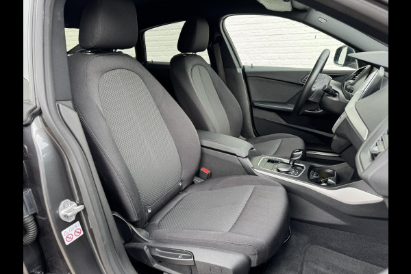 BMW 2 Serie Gran Coupé 218i Executive Adaptive cruise Climate control Keyless Navi Parkeersensoren Apple Carplay / Android Auto