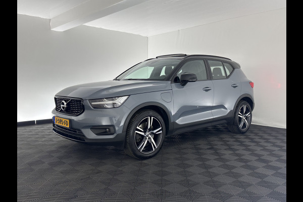 Volvo XC40 1.5 T5 Recharge R-Design (INCL.BTW) (INCL-BTW) *PANO | DIGI-COCKPIT | FULL-LED | BLIND-SPOT | PREMIUM-AUDIO | KEYLESS | APP.CONNECT | NAVI-FULLMAP | ALCANTARA-LEATHER | ECC | PDC | SPORT-SEATS | 19''ALU | TOWBAR*