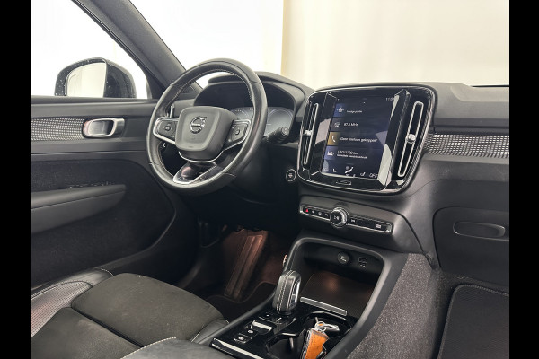 Volvo XC40 1.5 T5 Recharge R-Design (INCL.BTW) (INCL-BTW) *PANO | DIGI-COCKPIT | FULL-LED | BLIND-SPOT | PREMIUM-AUDIO | KEYLESS | APP.CONNECT | NAVI-FULLMAP | ALCANTARA-LEATHER | ECC | PDC | SPORT-SEATS | 19''ALU | TOWBAR*
